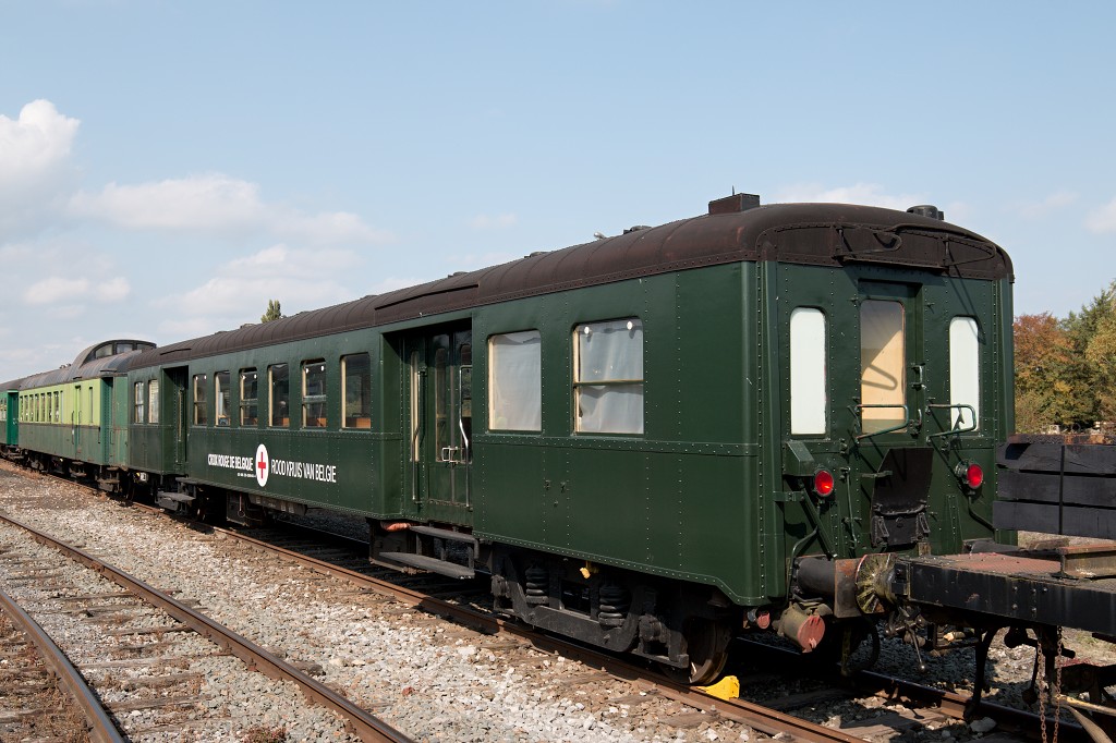 spoorweg spoorwegen hdr ns trein treinen locomotief verkeer transport openbaar vervoer spoor stoomlocomotief station